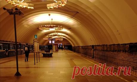 История про букву "Ч", блоггера и станцию метро Новочеркасскую | питер мой | Яндекс Дзен
