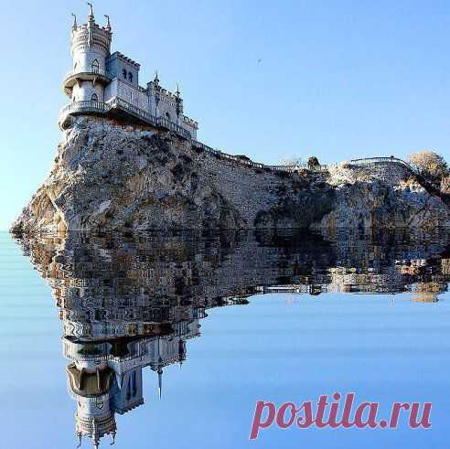 Бумеранг добра
Аплодисменты автору снимка! Крым!