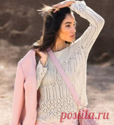 Нежный джемпер с оригинальным ажурным узором из мерцающей пряжи спицами!
