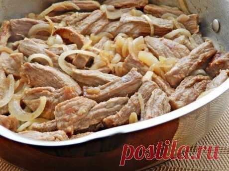Блюдо для сильных мужчин: Сочное Мясо тушеное со сметаной Почему я раньше так не готовила?