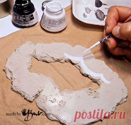 DIY Giant Concrete Geode - Made By Barb - Simple step by step instructions to cast, paint and add crystals to create huge geodes and gem artifacts