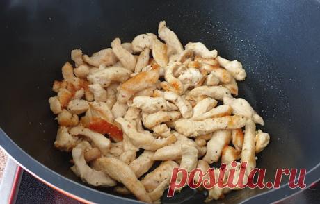 POLLO CON VERDURAS Y SALSA DE SOJA - ACOMERYPUNTO