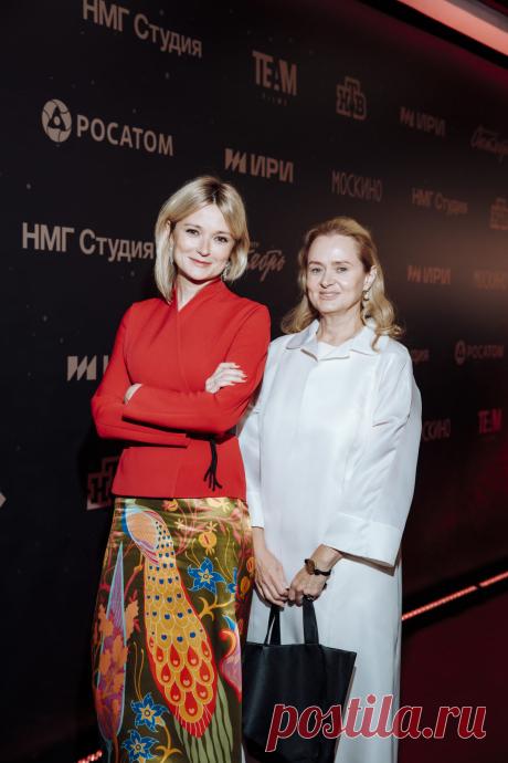 Надежда и Анна Михалковы