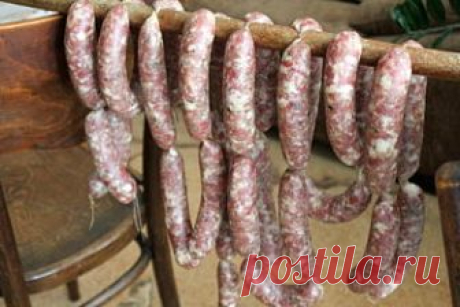 Домашняя колбаса из свинины - рецепт с пошаговыми фото / Меню недели