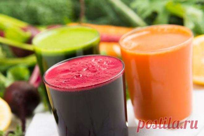 Эта простая комбинация из 7 соков - целительное средство для чистки сосудов и улучшения кровообращения