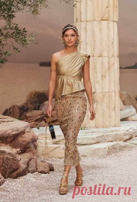 chanel_71_.jpg • Showdetails