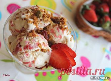 Йогуртовое мороженое с гранолой