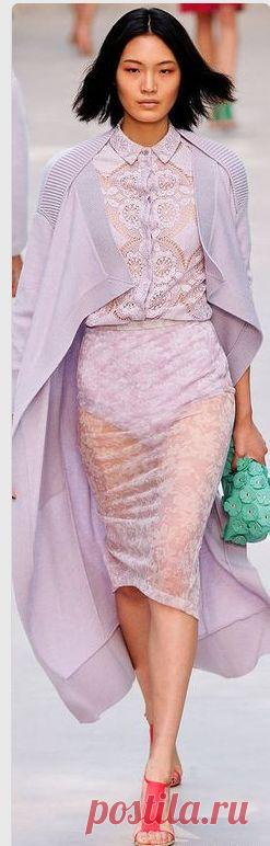 (1) Burberry Prorsum, London, Spring 2014 | Fashion Shows