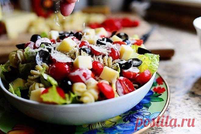 8 лучших рецептов салатов без майонеза. Празднично, вкусно, и полезно!