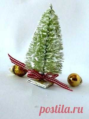 КАК СМАСТЕРИТЬ СВОИМИ РУКАМИ ВИНТАЖНУЮ ЕЛОЧКУ ИЗ ЕРШИКА / Рукоделие