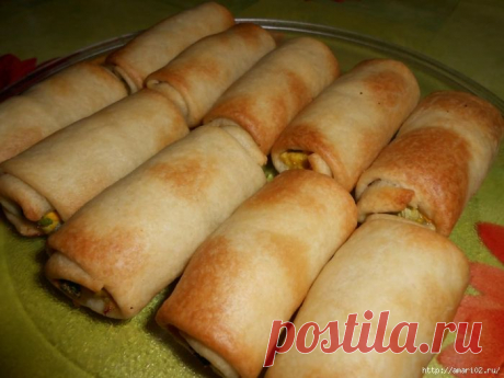 ПИРОЖКИ С ЯЙЦОМ И ЗЕЛЁНЫМ ЛУКОМ