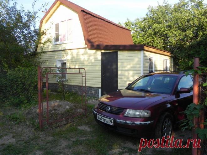 Лучшая дача - это когда вместо грядок - газоны с цветами и у соседа сломалась газонокосилка