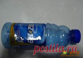 Цветочный горшок из пластиковых бутылок.