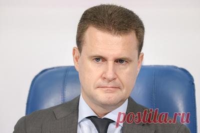 Чекунков: главной задачей в развитии ДФО является устойчивый рост населения. По словам главы Минвостокразвития, также к важным целям относится увеличение доли высокотехнологичных отраслей в экономике региона