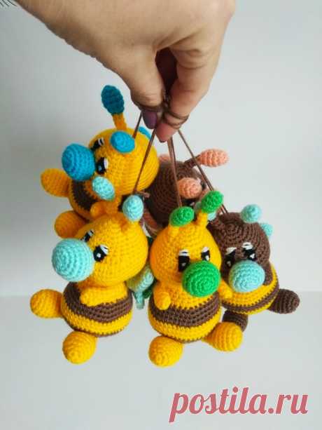 PDF Пчёлка Жужа крючком. FREE crochet pattern; Аmigurumi toy patterns. Амигуруми схемы и описания на русском. Вязаные игрушки и поделки своими руками #amimore - пчела, маленькая пчелка, пчелёнок, насекомые.