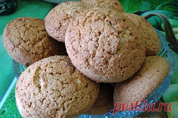 Ну о-очень вкусное и полезное печенье, как в старые добрые времена! "Овсяное печенье" - по-домашнему. Рецепт тут...
http://knigarulit.ru/ovsyanoe-pechene/