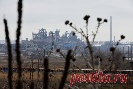 В ДНР осудят морпеха ВСУ за массовые убийства жителей Мариуполя. В Верховный суд Донецкой народной республики направлено дело украинского морского пехотинца Дениса Рашпли, обвиняемого в массовых убийствах жителей Мариуполя. По данным «Коммерсанта», морпеху инкриминируется наибольшее количество убийств мирных жителей с начала специальной военной операции (СВО).