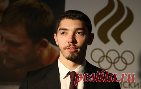 Чемпион мира 2013 года в прыжках в длину Меньков заявил о планах на время стать спринтером. Также легкоатлет сообщил, что не собирается завершать спортивную карьеру