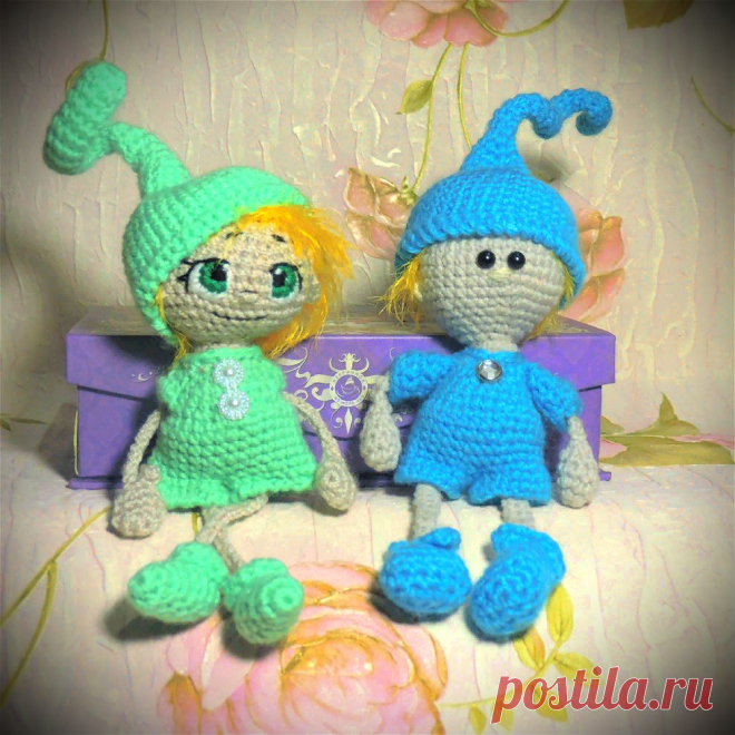 Гномашка и Гномишка
#вязаниекрючком#игрушкикрючком#гном#