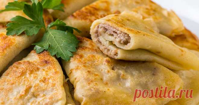 Блинчики с мясом Автор рецепта Оксана Пашко Классный рецепт - Блинчики с мясом! Очень вкусные и сочные блинчики с мясом треугольниками.
Такие блинчики с начинкой очень быстро и просто готовятся, и никогда не задерживаются на столе.
Блины на молоке с мясной начинкой получаются ароматные, сочные внутри и с вкусной зажаренной корочкой.
Обязательно их приготовьте на масленицу, все будут просто в восторге.