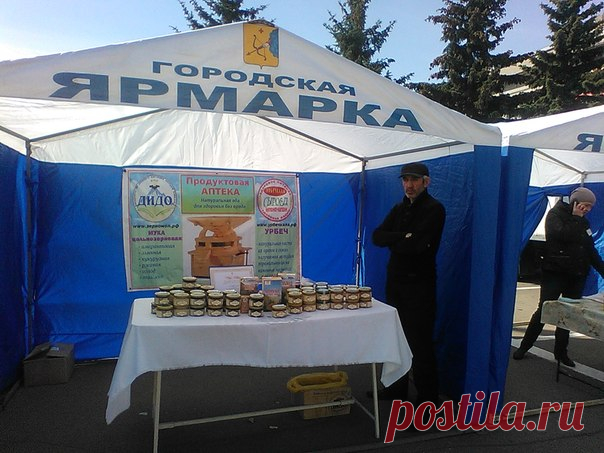 Урбечкала. г. Киров. Театральная площадь.