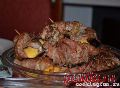 Индейка фаршированная печенкой и орехами - кулинарный рецепт