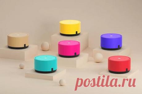 В России выросли продажи умных колонок. Продажи умных колонок в России выросли более чем в два раза. За указанный период магазины сети реализовали 1,5 миллиона умных колонок. Самой популярной моделью оказалась «Яндекс Станция Лайт». Продажи смарт-колонок стали сопоставимы с продажами холодильников, которых тоже реализовали в количество 1,5 миллиона штук.