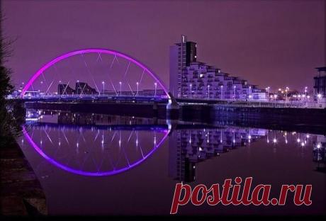 Clyde Arc bridge - Glasgow , Scotland