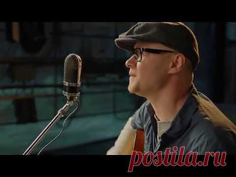 Знает, как дотла гореть, только пепел....