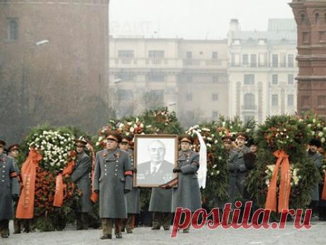 Хроники московского быта. &quot;Прощание эпохи застоя&quot; :: ТВ Центр - Официальный сайт телекомпании