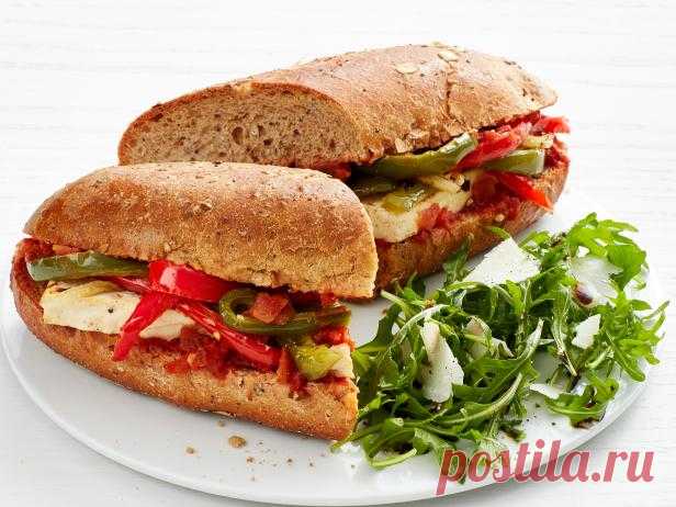Саб-сэндвичи с тофу, луком и перцем