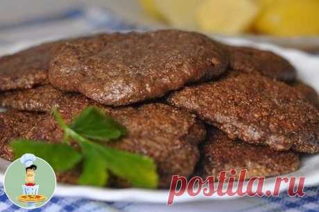 Отличные печёночные котлеты 

Ингредиенты:

500 г куриной печени
1 луковица
1-2 зубчика чеснока
1 яйцо
5 ст.л. манной крупы
соль, чёрный перец по вкусу
растительное масло для жарки

Печень, лук и чеснок измельчить в комбайне до однородной массы или пропустить через мясорубку.
Посолить, поперчить, вбить яйцо, перемешать
Всыпать манную крупу, перемешать и оставить на 30-40 минут.
Выложить на сковороду по 1 ст.л. на котлету, обжарить с обоих сторон.
Приятного аппетита!