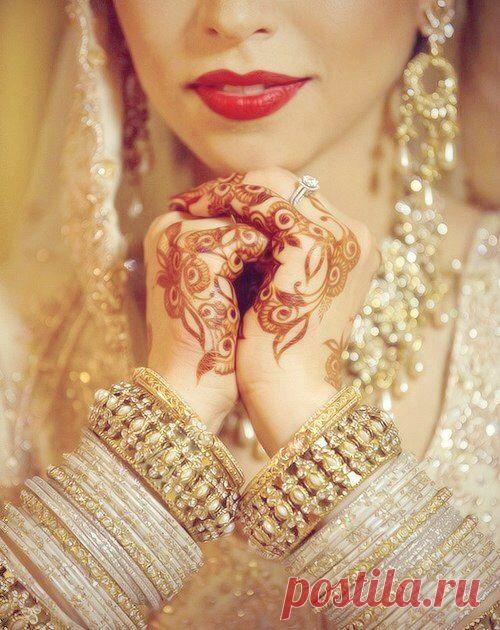 Одно из прекраснейших утешений, которые предлагает нам жизнь, — то, что человек не может искренне пытаться помочь другому, не помогая самому себе.

Приглашаем 12 августа в 16:00 и 20:00 мск/укр на Онлайн Медитация с Исполнение целей — очищаем ваш путь от преград: http://meditatiom.harmonylife.biz/anons/