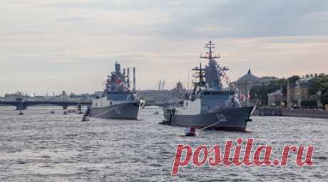 В Петербурге рассказали о программе празднования Дня Военно-морского флота 30 июля. На Дворцовой площади Санкт-Петербурга 30 июля по случаю Дня Военно-морского флота будут транслировать Главный военно-морской парад, а затем состоится праздничный концерт. На нём выступят в том числе группа «Сурганова и Оркестр» и певец Олег Газманов. Читать далее