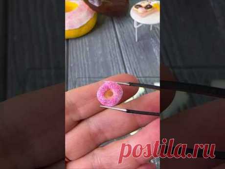 Как на счёт блестящих пончиков? 🍩 #полимернаямама #творчество #handmade #полимернаяглина