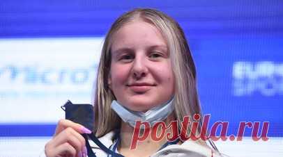 Чикунова выиграла заплыв на 100 м брассом на Кубке Сальникова, Ефимова — вторая. Серебряный призёр чемпионата мира по плаванию Евгения Чикунова завоевала золотую медаль на дистанции 100 м брассом на короткой воде на Кубке Сальникова в Санкт-Петербурге. Читать далее