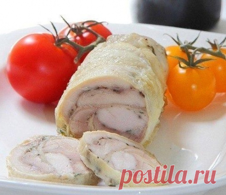 Паровой куриный  рулет - диетический и очень вкусный!