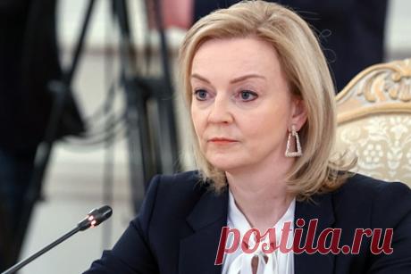 В Великобритании создали центр по борьбе с «российской дезинформацией». Британский министр иностранных дел Лиз Трасс заявила, что в Лондоне будет создан центр, который займется борьбой с «российской дезинформацией». «Мы наблюдаем удвоение объема дезинформационной активности за последнюю неделю», — обвинила глава МИД Москву.