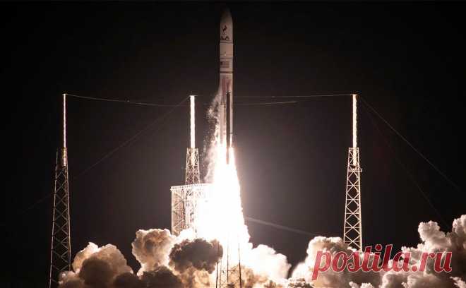 В США запустили к Луне ракету с прахом актеров из Star Trek. Американская компания United Launch Alliance (ULA, совместное предприятие Boeing и Lockheed Martin) запустила к Луне ракету-носитель Vulcan Centaur, трансляция шла на Youtube-канале организации.