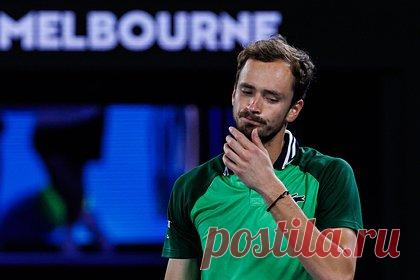Бывшая первая ракетка мира назвал уязвимость Медведева в финале Australian Open. Бывшая первая ракетка мира Борис Беккер назвал уязвимость российского теннисиста Даниила Медведева в финале Australian Open 2024 года. Спортсмен посчитал, что отечественный теннисист провел слишком много игрового времени на корте на турнире в отличие от итальянца Янника Синнера.