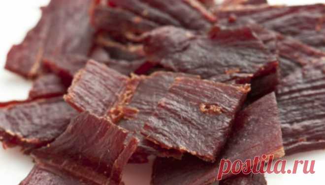 10 удивительных продуктов, у которых никогда не истекает срок годности 
Белый рис

Белый рис может храниться в течение 30 лет. Это касается шлифованного риса, который на протяжении тридцати лет не изменит своего вкуса и питательной ценности при условии того, что вокруг н…
