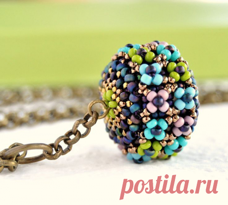 (62) Flowers Pendant Beaded Beads - Flowers Necklace - Beadwork Necklace
