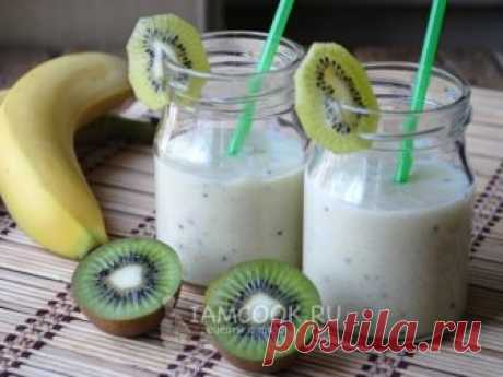Смузи из кефира и банана — рецепт с фото Вкусный и полезный напиток, который насытит Ваш организм витаминами.