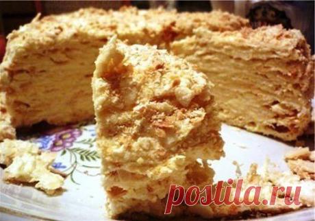 Торт "Наполеон" со сливочно-заварным кремом.
Приготовьте вкусный и нежный слоеный торт. Наполеон со сливочно-заварным кремом, рецепт которого отличается простотой и практичностью. Торт получается большой. Приготовление https://liipp.ru/7u
