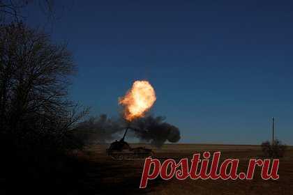 В Казахстане запланировали временно запретить вывоз нефтепродуктов. Казахстан может запретить вывоз бензина, дизельного топлива и отдельных видов нефтепродуктов из республики на любом виде транспорта — ограничения продлятся четыре месяца. Мера не коснется горючего в бензобаках, предусмотренных заводом-изготовителем, авиационного топлива для проведения научно-исследовательских работ.