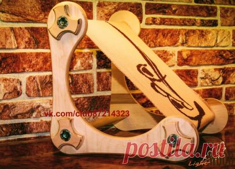 Станок-пяльцы для вышивания №10.

Компактный мини-станок.
Вышивать можно на коленях (сидя или полулежа на диване/кресле), за столом.
Станок лёгкий, портативный, на нем вы сможете вышивать даже в дороге.
Оснащен удобными лепестковыми гайками.
Имеет жесткую конструкцию.

Станок №10 25х25 - 1300р.
Станок №10 30х25 - 1350р.
Станок №10 35х25 - 1400р.
Станок №10 40х25 - 1450р.
Станок №10 45х25 - 1500р.

Вы можете заказать дополнительные поперечные перекладины другой длины, чтобы...