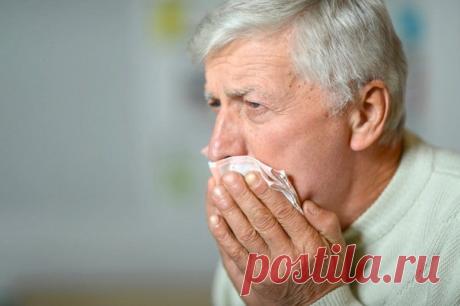 Что такое сердечный кашель, и как не спутать его с простудой

Сердечный кашель — это не самостоятельная болезнь, а специфический медицинский термин, условное обозначение симптома, который появляется на фоне патологии сердца и сосудов и никак не связан с заболеваниями дыхательной системы.

Откуда берется сердечный кашель? Когда циркуляция крови по кровеносной системе нарушена из-за отклонений в работе сердца, то, в определенный момент, кровь может застаивается в легких ....