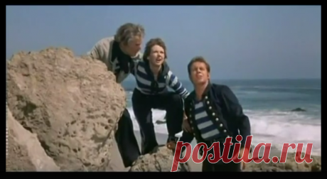 Старое кино.. Конец девятнадцатого века. Ученый Робур, летающий на огромном аэрокосмическом корабле «Альбатрос», хочет сделать мир спокойным, уничтожив оружие и армии всех стран на Земле. Утопия! На борт «Альбатроса» в результате катастрофы попадают четыре человека. Одному из них, агенту правительства Строку,..