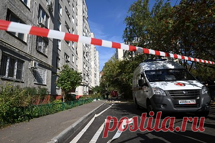 При обстреле российского региона кассетными боперипасами пострадала женщина. При обстреле Вооруженными силами Украины (ВСУ) города Рыльск в Курской области кассетными боеприпасами пострадала женщина. Об этом сообщил губернатор российского региона Роман Старовойт в Telegram-канале. По словам губернатора, женщина при обстреле получила осколочные ранения.