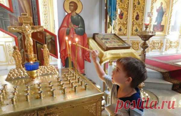 Как ставить свечи в церкви за себя, родных, недругов